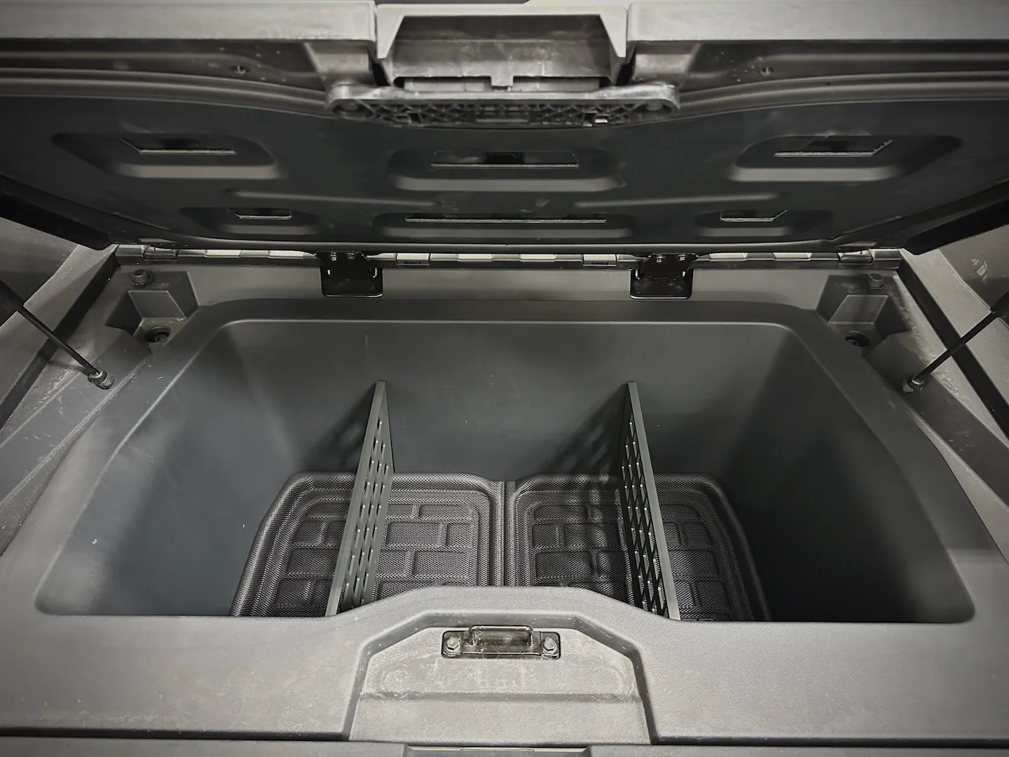 Tesla Cybertruck All-Weather Floor Mats and Liners by 3D MAXpider - Image 10