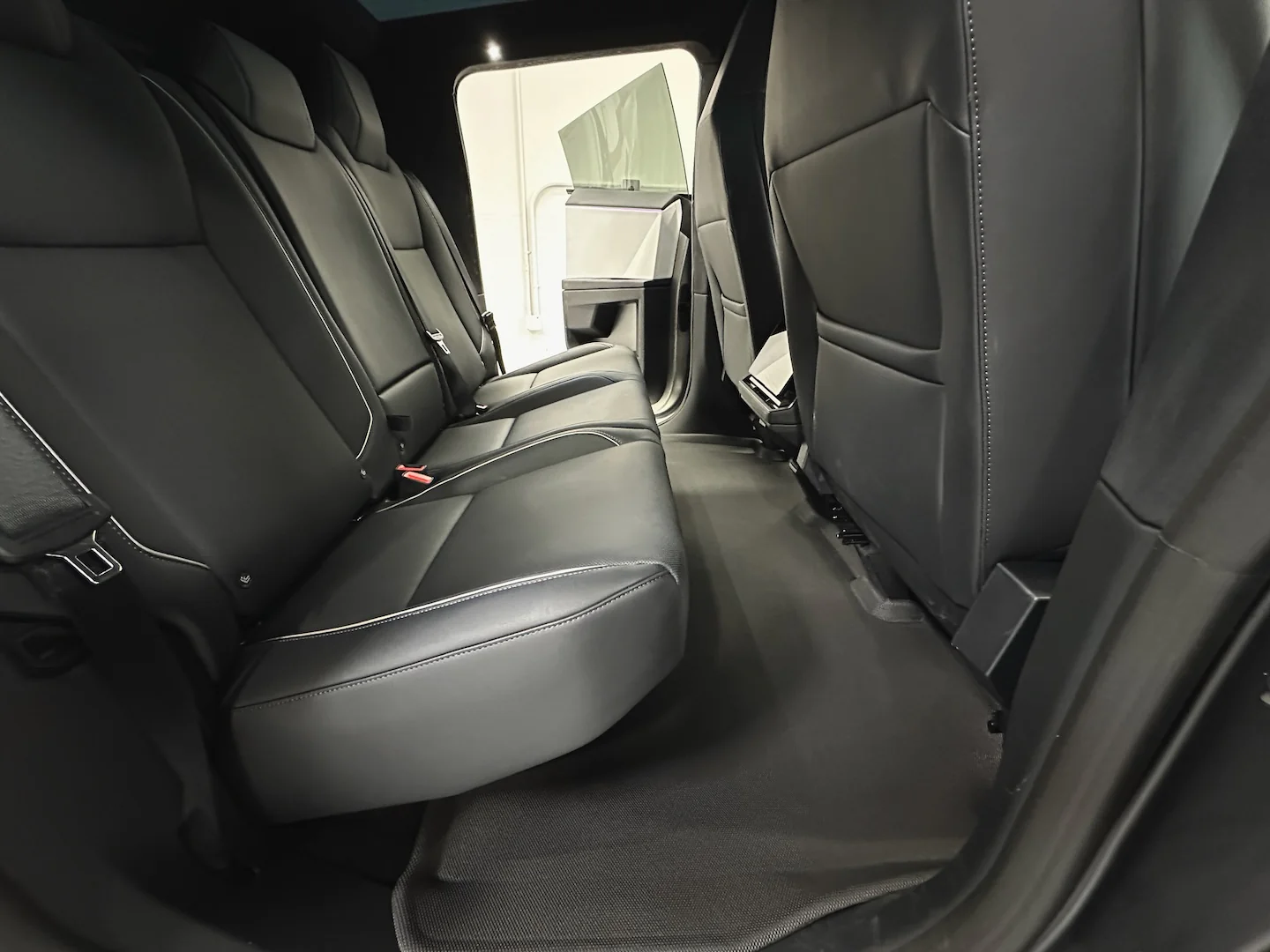 Tesla Cybertruck All-Weather Floor Mats and Liners by 3D MAXpider - Image 4