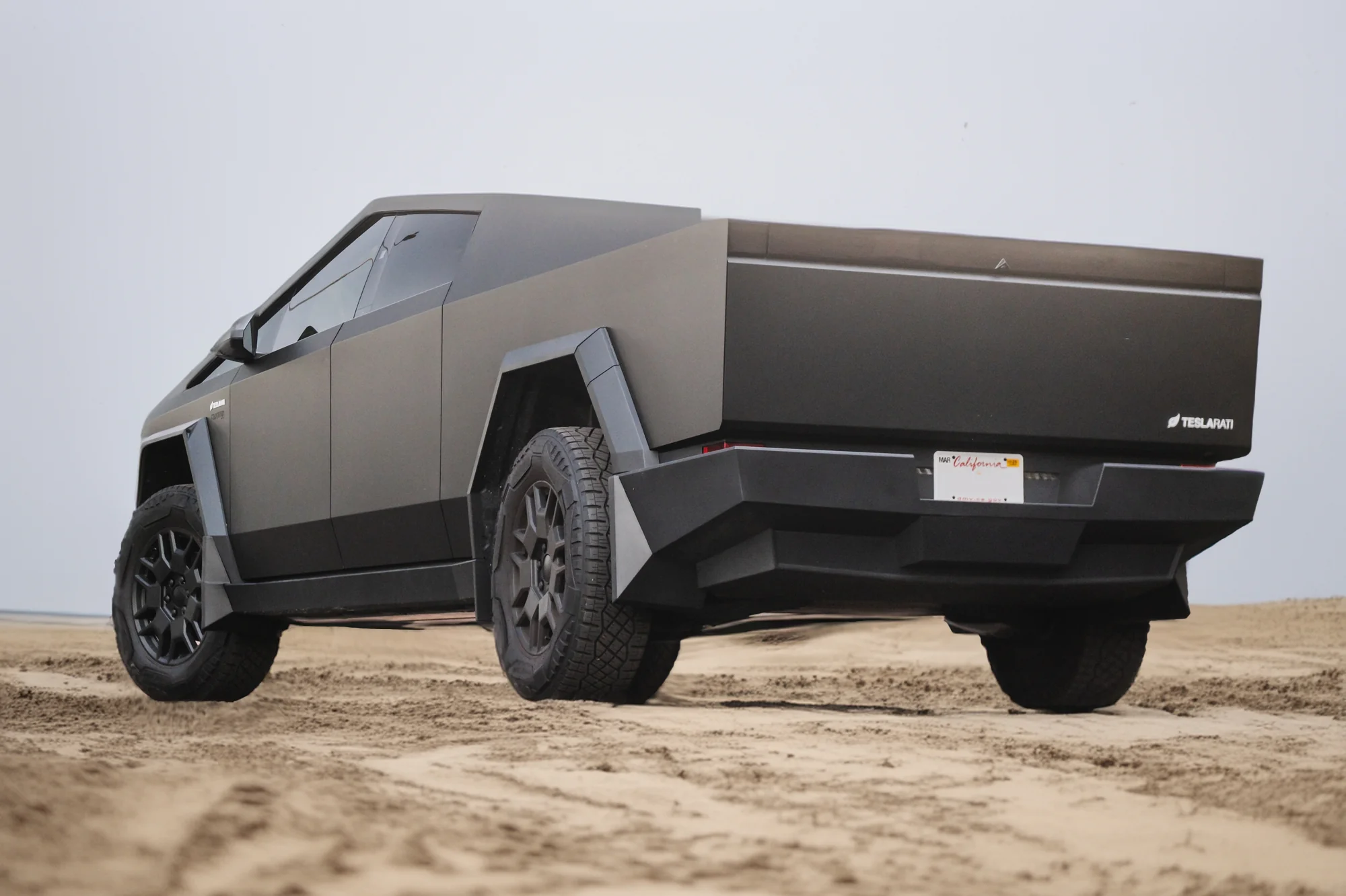 Tesla Cybertruck Mud Flaps (Full Set) - Image 3