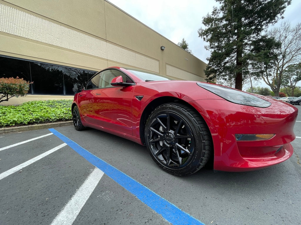 Tesla Model 3 Gloss Black (18-in)  Blade Style Wheel Cover Set - Image 3