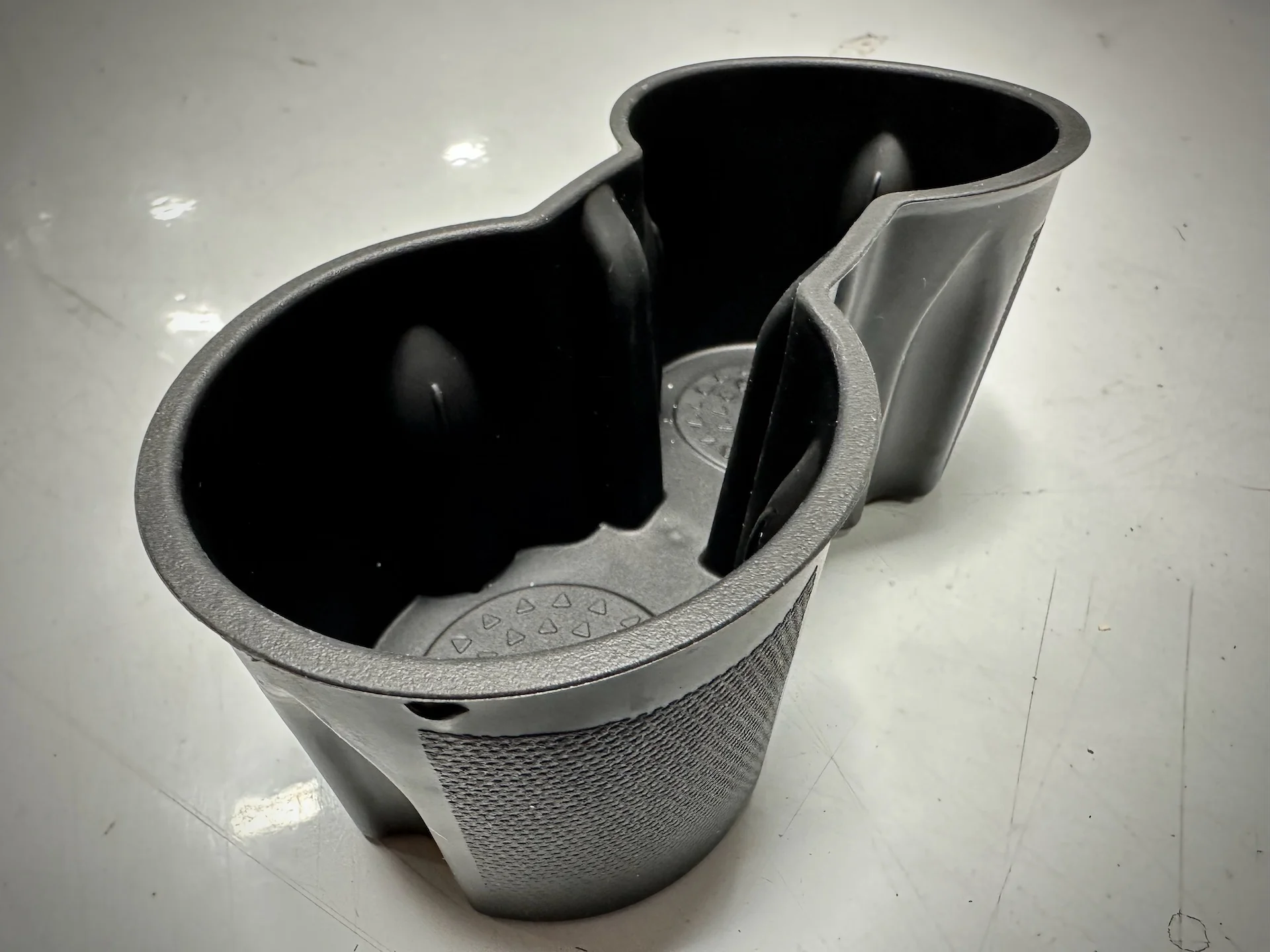 Tesla Model 3 Premium Center Console Cup Holder Insert - Image 4