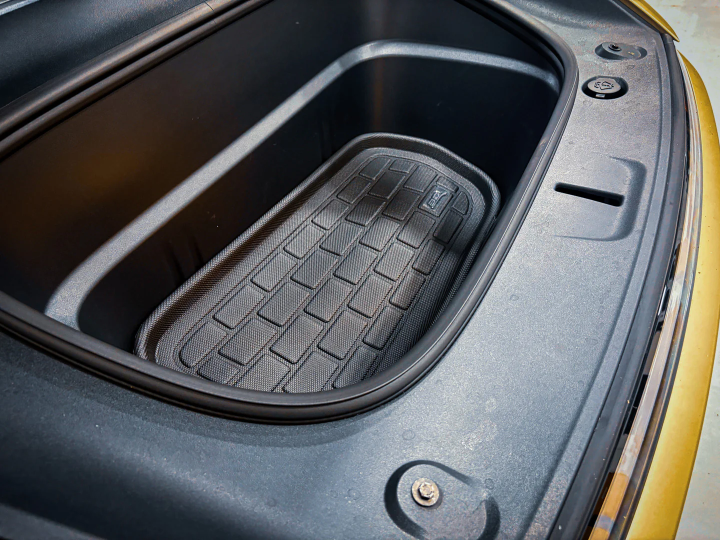 Tesla Model Y All-Weather 3D MAXpider Floor Mats and Liners - Image 11