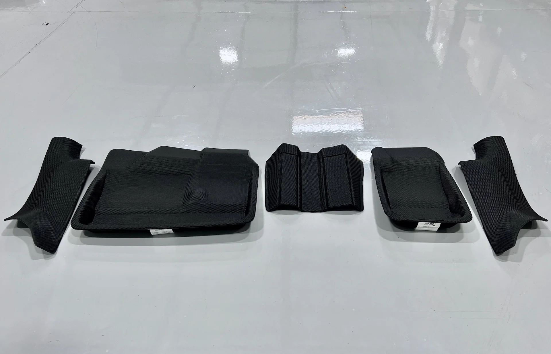 Tesla Model Y Third Row (7 Seater) All-Weather 3D MAXpider Floor Mats - Image 4