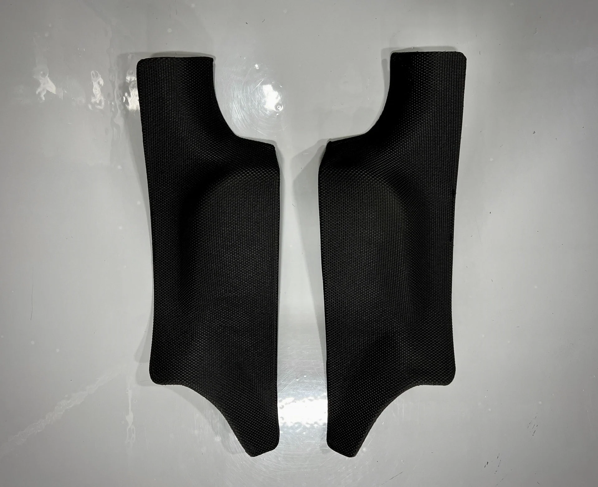 Tesla Model Y Third Row (7 Seater) All-Weather 3D MAXpider Floor Mats - Image 5