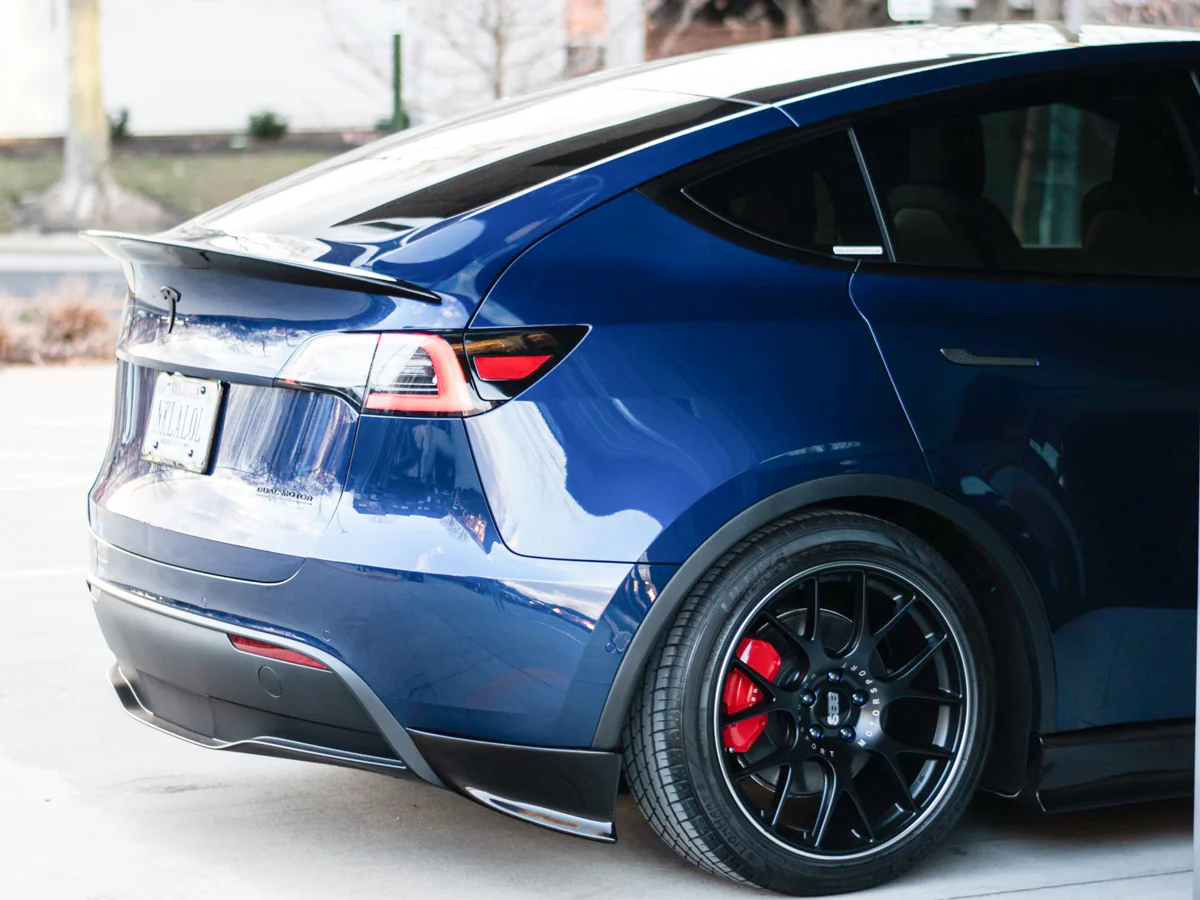 Tesla Model Y Carbon Fiber Performance Rear Spoiler - Image 22