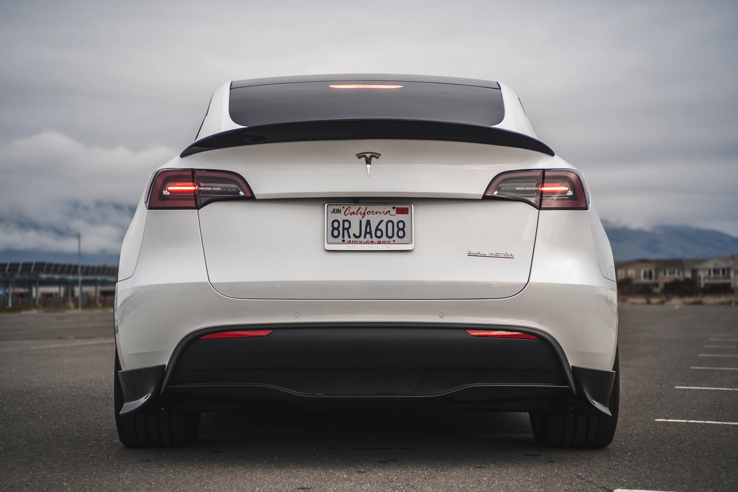 Tesla Model Y Carbon Fiber Performance Rear Spoiler - Image 6