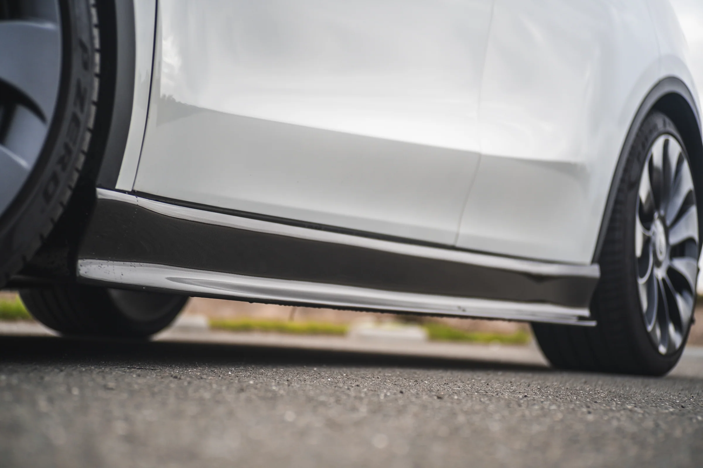 Tesla Model Y Carbon Fiber Side Skirts - Image 4