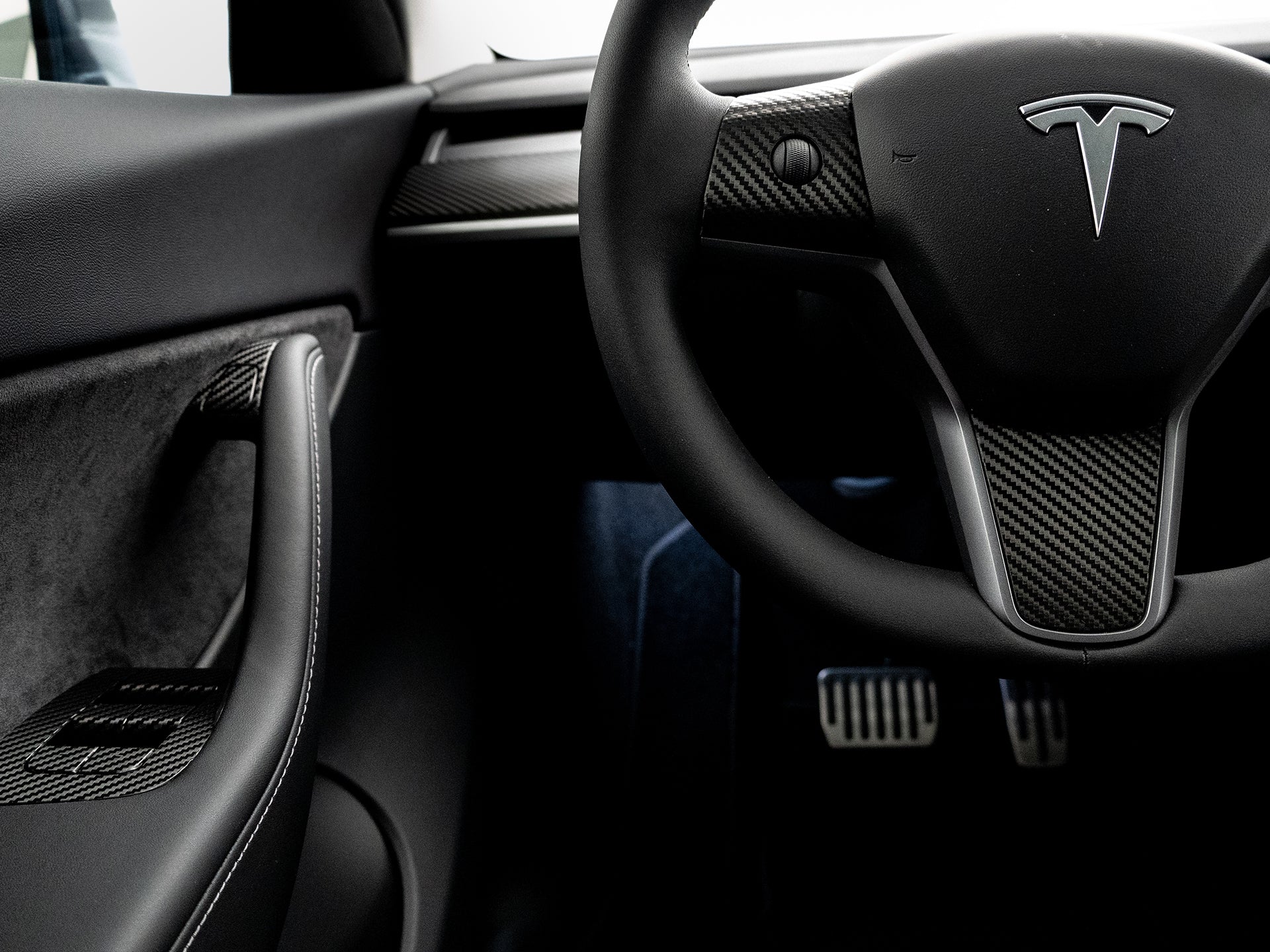 Tesla Model 3 & Y Interior Vinyl Wrap (Full Kit) - Image 4