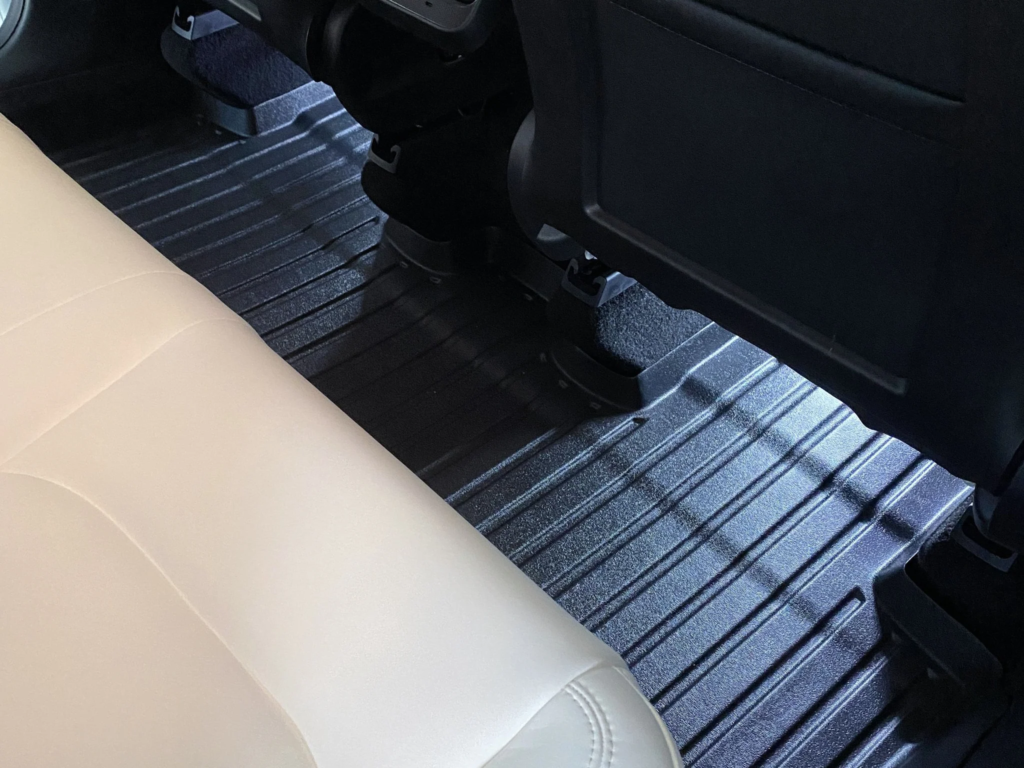 Tesla Model Y & Model 3 Rear Footwell LED Lighting Kit - Image 4