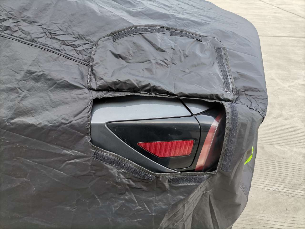 Tesla Model Y Premium Car Cover (Indoor, Outdoor) - Image 5