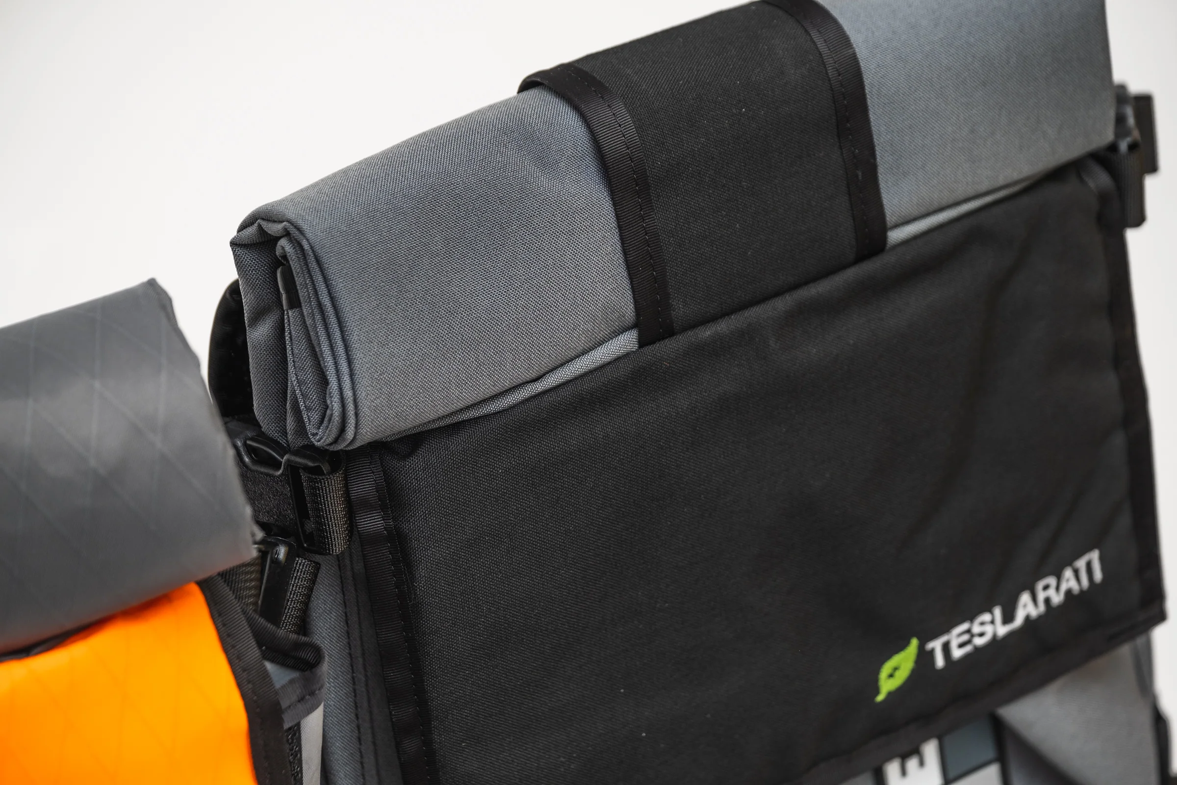 TESLARATI Team Bag (LIMITED EDITION) - Image 18